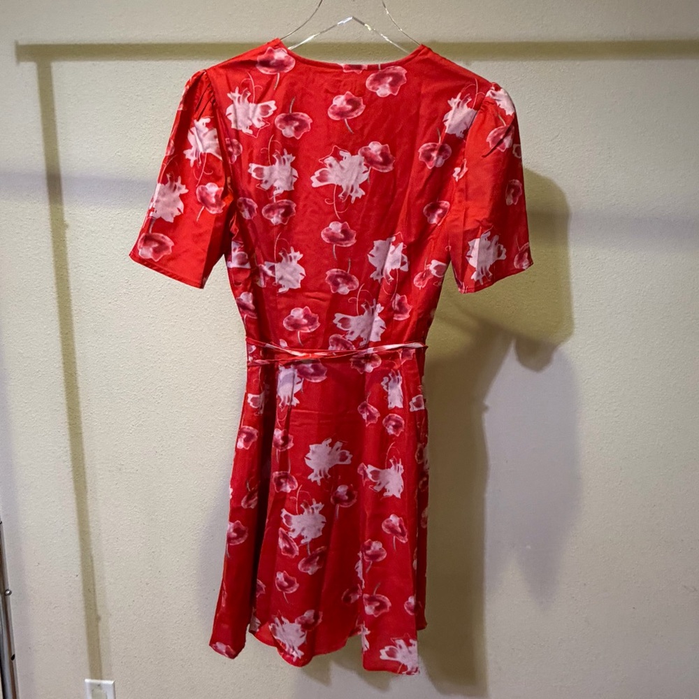 RIHOAS Red Floral Wrap Mini Dress with Tie Waist - Picture 4 of 4